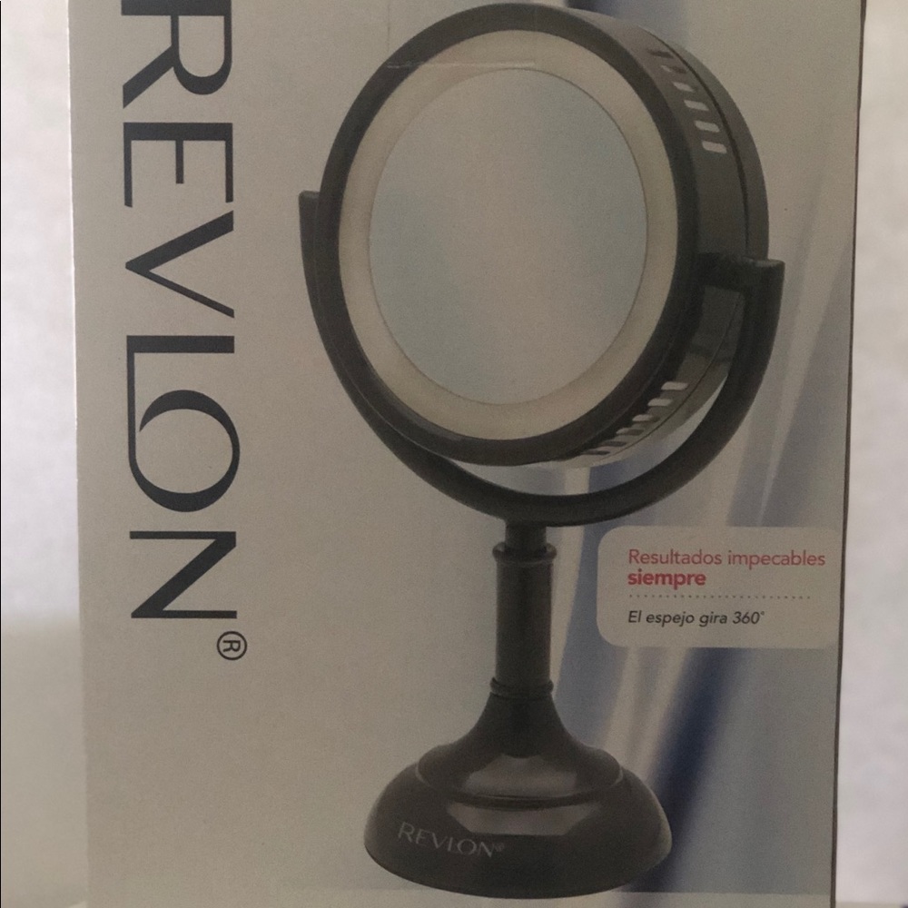 Revlon Lighted Swivel Mirror 🤩❤️